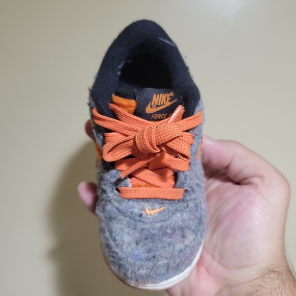 Nike Air Force 1 - Picture 2 of 4